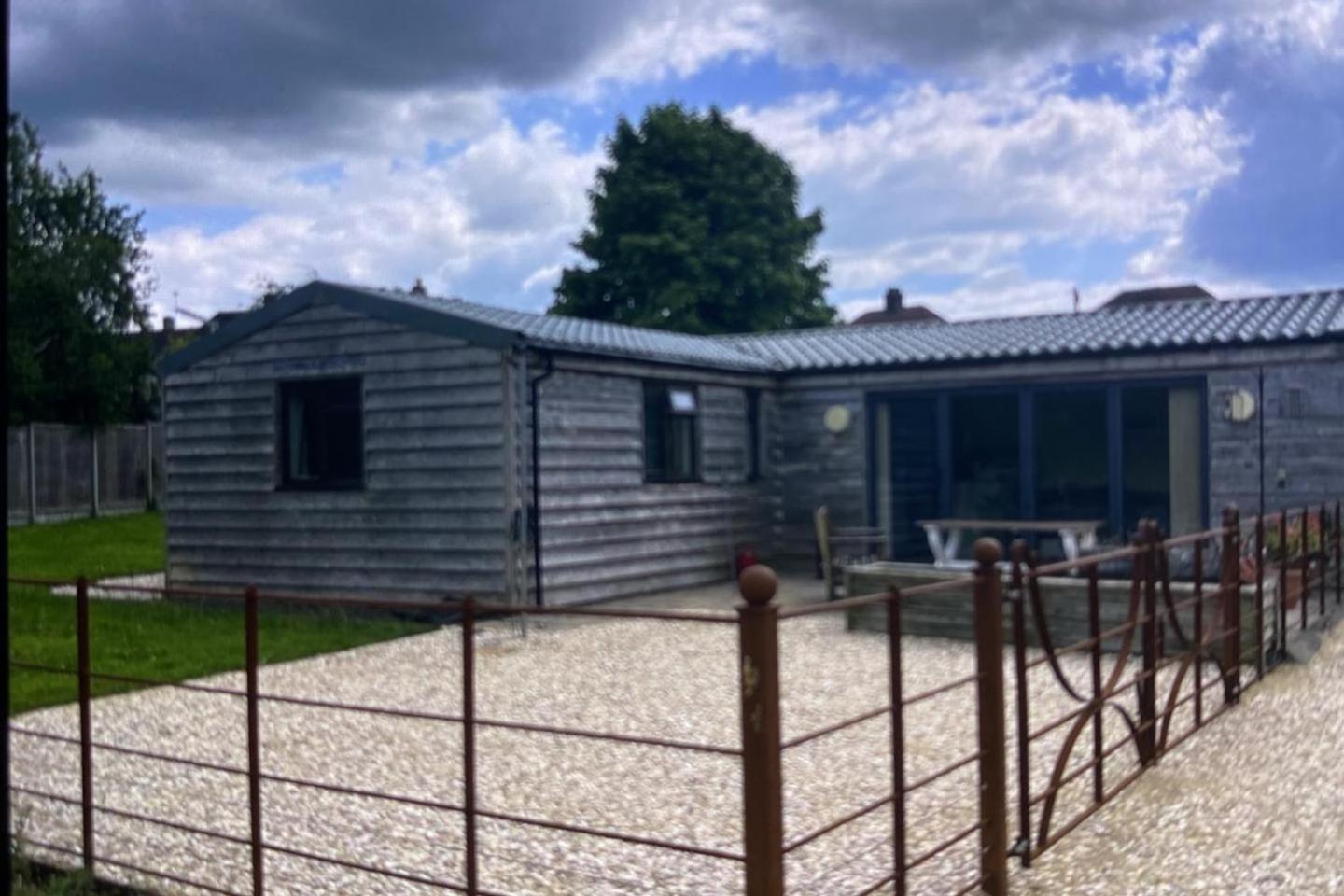 Retreat- Sleeps 4 Garden Bbq & Pets Сasa de vacaciones